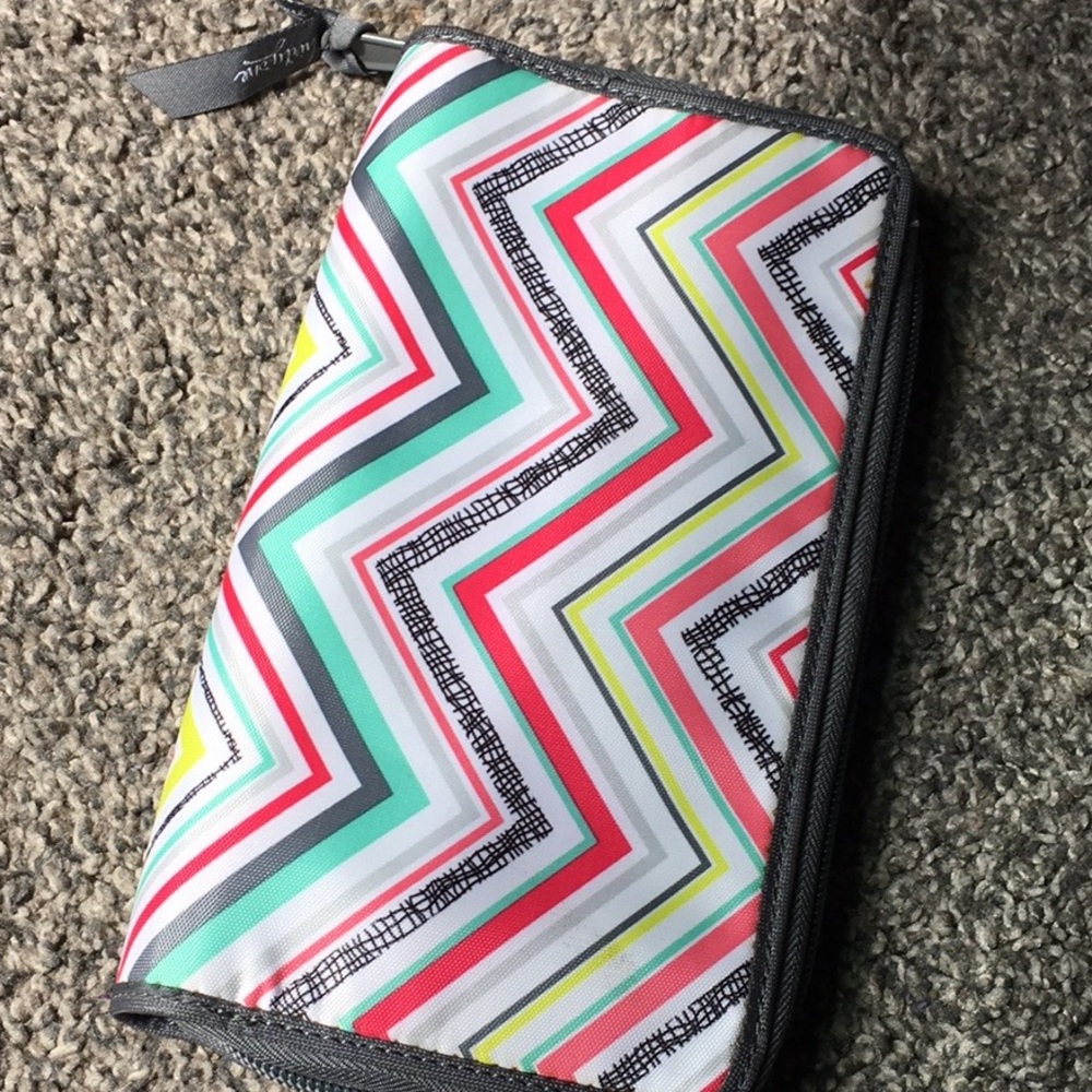 Save Your Way Clutch